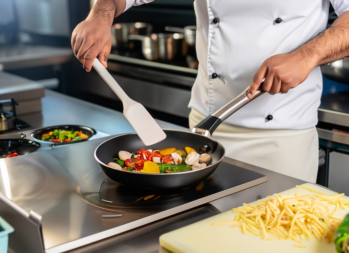 What Pans Do Chefs Use 