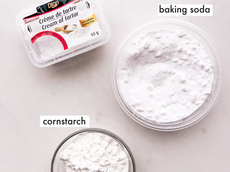 Baking Powder Vs Cornstarch: Differences, Uses, Substitutes