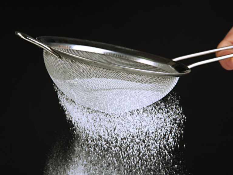 When And Why To Sift Flour In Baking: Essential Tips For Perfect Results